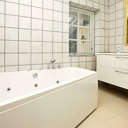 Three-bedroom Holiday In Glesborg 18 *